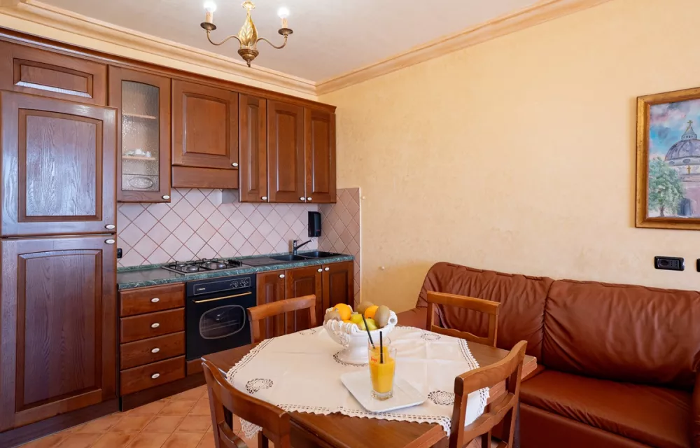 mono dettaglio cucina tavolo