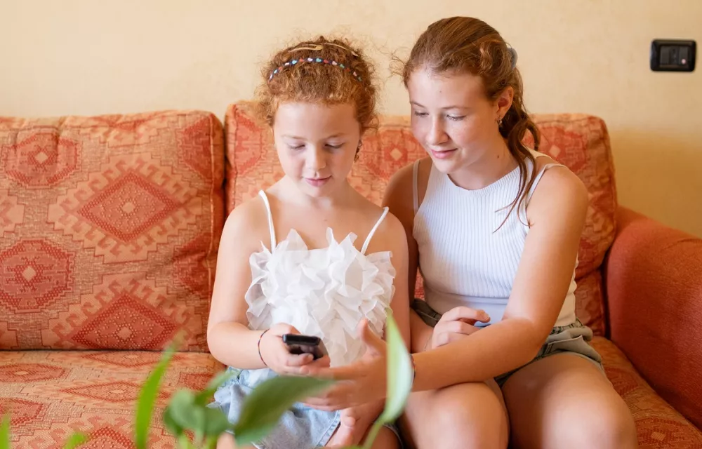 soggiorno bambine divano